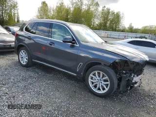 2021 BMW X5 xDrive45e with VIN 5UXTA6C03M9H41531, listed as a Copart auction lot 54133805 with 17,484 mi miles and Salvage Title. Bid and sale history available at DreamBid. Image 4.