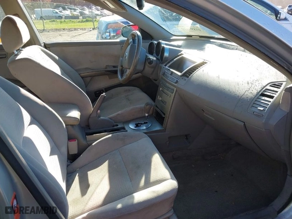 2004 Nissan Maxima SE with VIN 1N4BA41E34C837553, listed as a IAAI auction lot 41897639 with 1 mi miles. Bid and sale history available at carsss.com. Image 5.