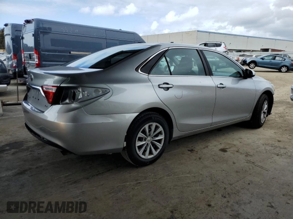 2015 Toyota Camry XLE with VIN 4T4BF1FK2FR510942, listed as a Copart auction lot 51109435 with 133,960 mi miles and Salvage Title. Bid and sale history available at carsss.com. Image 3.