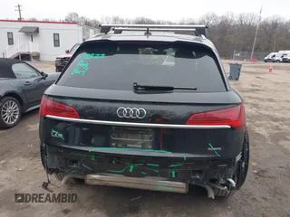 2022 Audi Q5 S line Premium z VIN WA1GAAFY0N2019698, wystawiony jako IAAI lot #41549059 z przebiegiem 24 105 mil mil oraz . Historia ofert i sprzedaży dostępna na DreamBid. Obrazek 16.