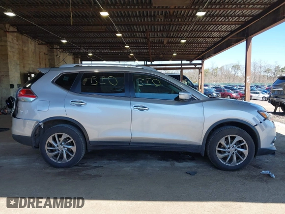 2015 Nissan Rogue SL with VIN 5N1AT2MV4FC892446, listed as a IAAI auction lot 41990895 with 185,423 mi miles and . Bid and sale history available at carsss.com. Image 13.