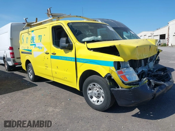 2013 Nissan NV S z VIN 1N6BF0KX5DN106001, wystawiony jako IAAI lot #41636307 z przebiegiem 220 283 mil mil oraz . Historia ofert i sprzedaży dostępna na DreamBid. Obrazek 1.