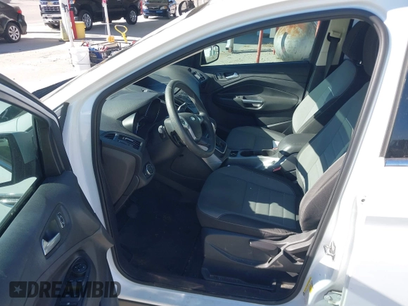 2013 Ford Escape SE with VIN 1FMCU0GX5DUB56405, listed as a IAAI auction lot 41829491 with 165,885 mi miles. Bid and sale history available at carsss.com. Image 5.