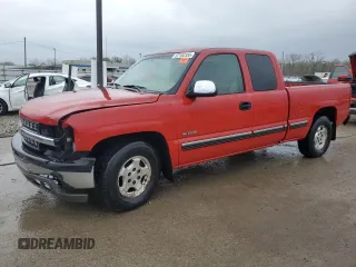 2002 Chevrolet Silverado 1500 LT with VIN 2GCEC19T221425212, listed as a Copart auction lot 52152355 with 230,677 mi miles and Non Repairable. Bid and sale history available at DreamBid. Image 1.