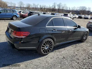 2014 Mercedes-Benz E-Class E 350 Luxury with VIN WDDHF8JBXEA926462, listed as a Copart auction lot 53040275 with 114,604 mi miles and Salvage Title. Bid and sale history available at carsss.com. Image 3.
