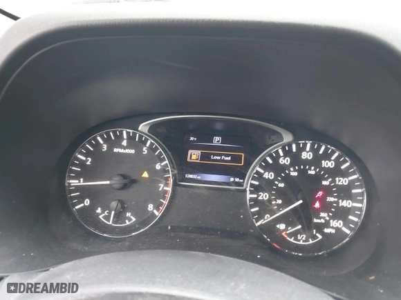 2017 Nissan Pathfinder SV with VIN 5N1DR2MN2HC687013, listed as a IAAI auction lot 41362733 with 129,832 mi miles. Bid and sale history available at carsss.com. Image 7.