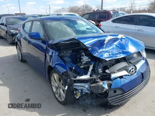 2016 Hyundai Veloster with VIN KMHTC6AD4GU270887, listed as a IAAI auction lot 41903081 with 104,800 mi miles. Bid and sale history available at carsss.com. Image 1.
