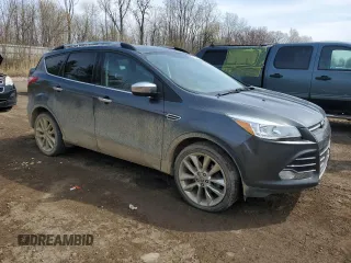 2016 Ford Escape SE z VIN 1FMCU9G96GUB64071, wystawiony jako Copart lot #53833075 z przebiegiem 130 037 mil mil oraz Czysty tytuł • Clean title. Historia ofert i sprzedaży dostępna na DreamBid. Obrazek 4.