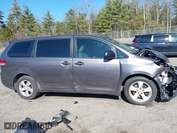 2012 Toyota Sienna with VIN 5TDZK3DC4CS228916, listed as a IAAI auction lot 41936870 with 188,227 mi miles. Bid and sale history available at carsss.com. Image 14.