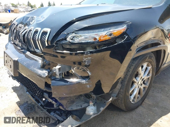 2018 Jeep Cherokee Latitude с VIN 1C4PJLCB5JD503737, выставлен на аукционе IAAI как лот 42593770 с пробегом 112 697 миль миль и . История ставок и продаж доступна на DreamBid. Изображение 17.