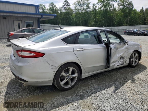 2013 Ford Fusion SE with VIN 3FA6P0HR2DR174320, listed as a Copart auction lot 56330385 with 127,301 mi miles and Salvage title. Bid and sale history available at DreamBid. Image 3.