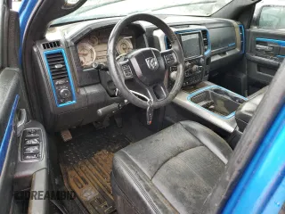 2018 Ram 1500 Sport z VIN 1C6RR7MT4JS213475, wystawiony jako Copart lot #46060455 z przebiegiem Nie podano mil oraz Szkoda całkowita • Salvage title. Historia ofert i sprzedaży dostępna na DreamBid. Obrazek 8.