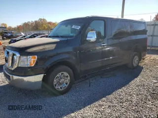 2018 Nissan NV S z VIN 5BZBF0AA6JN852436, wystawiony jako Copart lot #77623204 z przebiegiem 332 388 mil mil oraz Czysty tytuł • Clean title. Historia ofert i sprzedaży dostępna na DreamBid. Obrazek 1.
