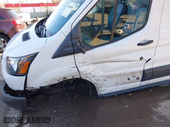 2018 Ford Transit with VIN 1FTYR2CM5JKB40103, listed as a IAAI auction lot 41854390 with 151,848 mi miles. Bid and sale history available at carsss.com. Image 6.