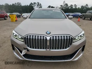 2021 BMW 7 Series z VIN WBA7W4C07MCF50137, wystawiony jako Copart lot #56453774 z przebiegiem 21 314 mil mil oraz . Historia ofert i sprzedaży dostępna na DreamBid. Obrazek 5.