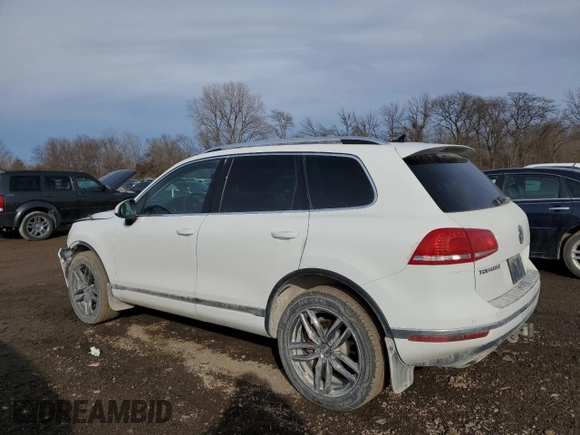 2016 Volkswagen Touareg Sport с VIN WVGEF9BPXGD011699, выставлен на аукционе Copart как лот 85089304 с пробегом 107 792 миль миль и Списание • Salvage title. История ставок и продаж доступна на DreamBid. Изображение 2.