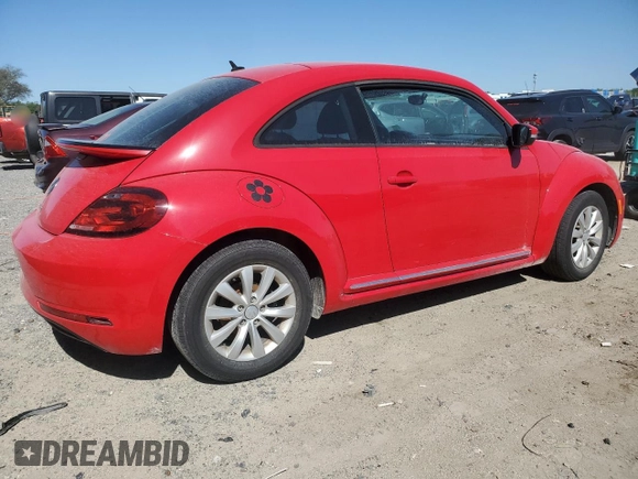 2019 Volkswagen Beetle S с VIN 3VWFD7AT9KM718059, выставлен на аукционе Copart как лот 53284925 с пробегом 54 910 миль миль и Списание • Salvage title. История ставок и продаж доступна на DreamBid. Изображение 3.