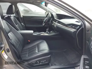 2018 Lexus ES with VIN 58ABK1GG4JU087587, listed as a IAAI auction lot 41869620 with 41,792 mi miles. Bid and sale history available at carsss.com. Image 5.