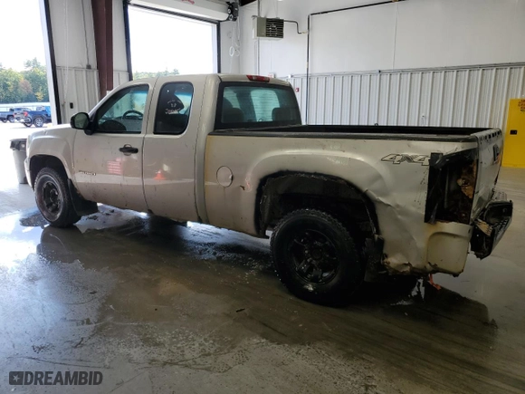 2011 GMC Sierra 1500 Work Truck with VIN 1GTR2TE30BZ138920, listed as a Copart auction lot 81489214 with 160,642 mi miles and Clean Title. Bid and sale history available at carsss.com. Image 2.