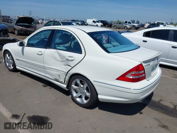 2007 Mercedes-Benz C 230 Sport with VIN WDBRF52H67F901742, listed as a IAAI auction lot 42135708 with 219,166 mi miles and . Bid and sale history available at DreamBid. Image 3.