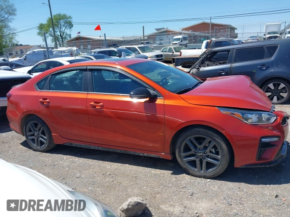 2021 Kia Forte GT-Line with VIN 3KPF34AD6ME380257, listed as a IAAI auction lot 42029293 with 60,469 mi miles and . Bid and sale history available at carsss.com. Image 13.