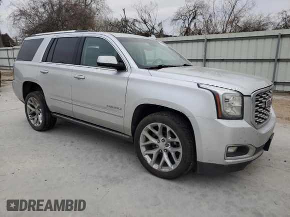 2020 GMC Yukon Denali with VIN 1GKS1CKJ5LR294058, listed as a Copart auction lot 43820805 with 138,651 mi miles and Salvage Title. Bid and sale history available at carsss.com. Image 4.