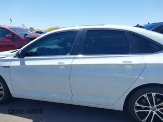 2020 Volkswagen Jetta S z VIN 3VWCB7BU4LM059258, wystawiony jako IAAI lot #42131824 z przebiegiem 64 724 mil mil oraz . Historia ofert i sprzedaży dostępna na DreamBid. Obrazek 15.