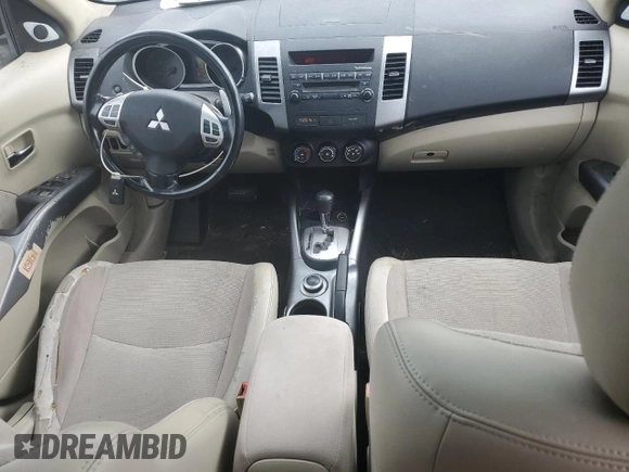 2009 Mitsubishi Outlander SE with VIN JA4MT31W89Z001770, listed as a Copart auction lot 70411544 with 161,549 mi miles and Salvage title. Bid and sale history available at DreamBid. Image 8.