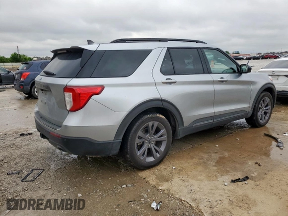 2024 Ford Explorer XLT z VIN 1FMSK7DH9RGA56675, wystawiony jako Copart lot #55925155 z przebiegiem 19 135 mil mil oraz Szkoda całkowita • Salvage title. Historia ofert i sprzedaży dostępna na DreamBid. Obrazek 3.