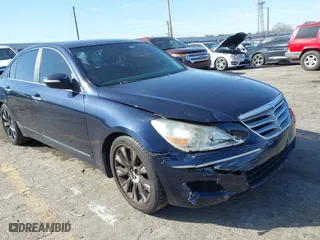 2009 Hyundai Genesis with VIN KMHGC46EX9U017017, listed as a IAAI auction lot 41753263 with 252,200 mi miles. Bid and sale history available at carsss.com. Image 1.