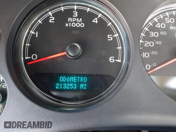 2008 Chevrolet Tahoe LTZ z VIN 1GNFK13028R196298, wystawiony jako IAAI lot #41634511 z przebiegiem 213 253 mil mil oraz . Historia ofert i sprzedaży dostępna na DreamBid. Obrazek 7.