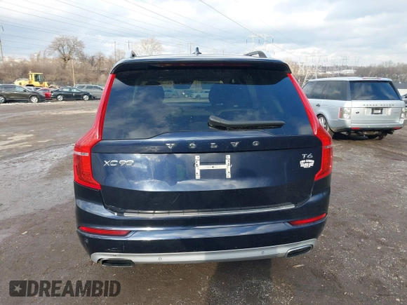 2017 Volvo XC90 Momentum with VIN YV4A22PK2H1141852, listed as a IAAI auction lot 41534159 with 118,473 mi miles. Bid and sale history available at carsss.com. Image 17.
