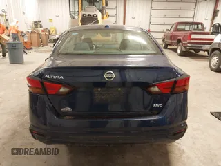 2019 Nissan Altima 2.5 S with VIN 1N4BL4BW6KC152381, listed as a IAAI auction lot 41340876 with 60,540 mi miles. Bid and sale history available at carsss.com. Image 16.