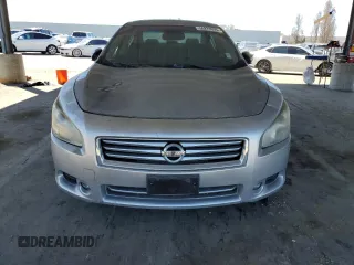 2013 Nissan Maxima SV z VIN 1N4AA5AP0DC828165, wystawiony jako Copart lot #50273595 z przebiegiem 75 755 mil mil oraz Tytuł czysty. Historia ofert i sprzedaży dostępna na DreamBid. Obrazek 5.