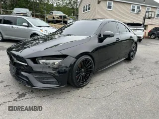 2020 Mercedes-Benz CLA 250 z VIN W1K5J4HB7LN125963, wystawiony jako Copart lot #61726585 z przebiegiem 93 918 mil mil oraz Czysty tytuł • Clean title. Historia ofert i sprzedaży dostępna na DreamBid. Obrazek 1.
