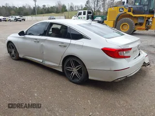 2021 Honda Accord Touring z VIN 1HGCV2F92MA020218, wystawiony jako IAAI lot #41827116 z przebiegiem 122 696 mil mil oraz . Historia ofert i sprzedaży dostępna na DreamBid. Obrazek 3.