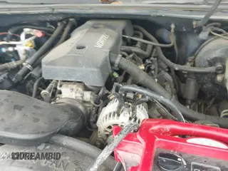 2000 Chevrolet Silverado 1500 с VIN 1GCEC14V6YZ346912, выставлен на аукционе IAAI как лот 43380780 с пробегом 275 818 миль миль и . История ставок и продаж доступна на DreamBid. Изображение 19.