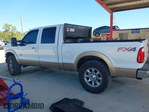 2014 Ford Super Duty F-250 SRW XL with VIN 1FT7W2BT2EEB11465, listed as a IAAI auction lot 40938848 with 224,153 mi miles. Bid and sale history available at carsss.com. Image 14.