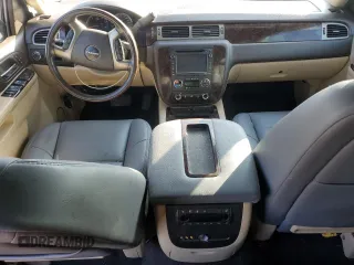 2014 GMC Yukon Denali with VIN 1GKS2EEF0ER141638, listed as a Copart auction lot 74247634 with 160,671 mi miles and Salvage Title. Bid and sale history available at carsss.com. Image 8.