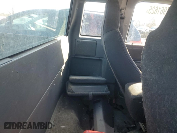 2005 Ford Ranger XL z VIN 1FTZR15E65PA95380, wystawiony jako Copart lot #47961625 z przebiegiem Nie podano mil oraz Szkoda całkowita • Salvage title. Historia ofert i sprzedaży dostępna na DreamBid. Obrazek 10.