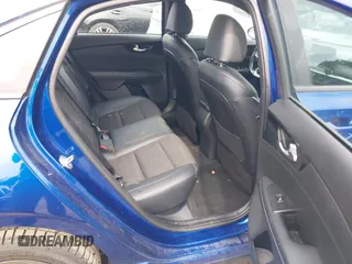 2021 Kia Forte GT-Line с VIN 3KPF34AD9ME382035, выставлен на аукционе IAAI как лот 42209430 с пробегом 99 000 миль миль и . История ставок и продаж доступна на DreamBid. Изображение 8.