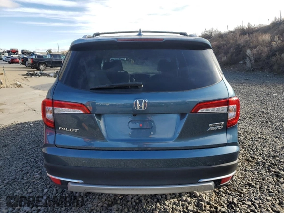 2022 Honda Pilot Touring 7-Passenger with VIN 5FNYF6H64NB011184, listed as a Copart auction lot 44469745 with 18,079 mi miles and Salvage Title. Bid and sale history available at carsss.com. Image 6.