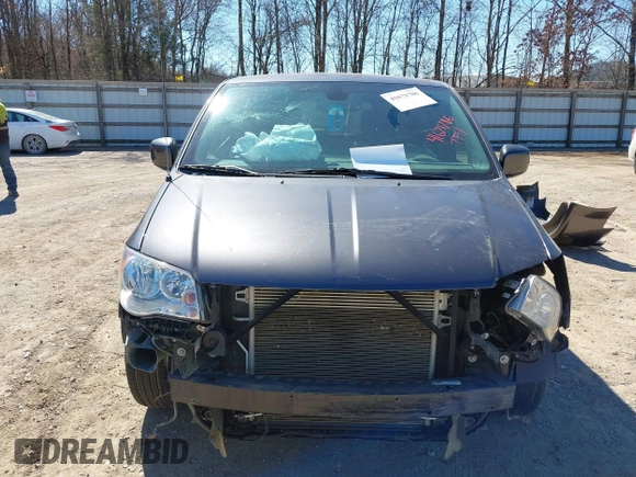 2020 Dodge Grand Caravan SE with VIN 2C4RDGBG3LR183953, listed as a IAAI auction lot 41671786 with 87,122 mi miles and . Bid and sale history available at DreamBid. Image 6.