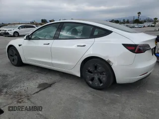 2023 Tesla Model 3 с VIN 5YJ3E1EA3PF557941, выставлен на аукционе Copart как лот 53047505 с пробегом 53 060 миль миль и Списание • Salvage title. История ставок и продаж доступна на DreamBid. Изображение 2.