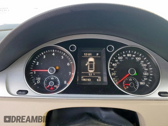 2016 Volkswagen CC Sport with VIN WVWBN7AN4GE512550, listed as a Copart auction lot 52198115 with 146,743 mi miles and Salvage Title. Bid and sale history available at DreamBid. Image 9.