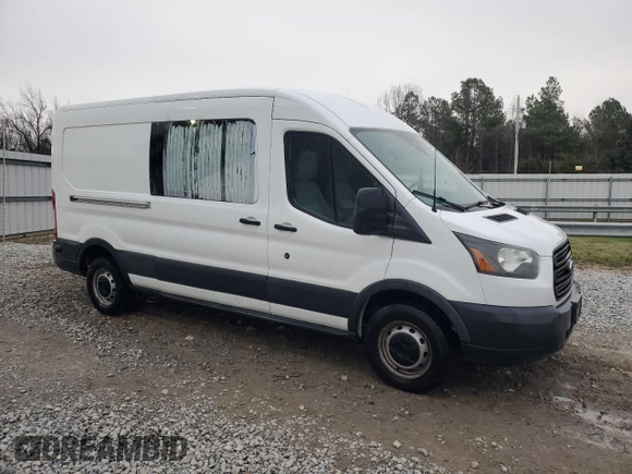 2015 Ford Transit Cargo with VIN 1FTNE2CM8FKA15795, listed as a Copart auction lot 45586105 with 262,225 mi miles and Clean title. Bid and sale history available at DreamBid. Image 4.