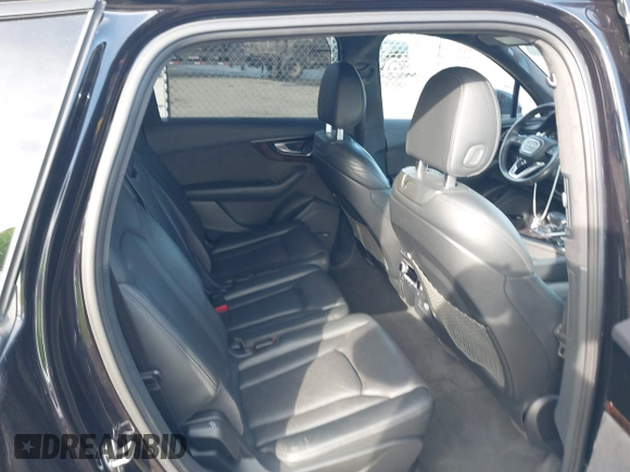 2018 Audi Q7 Prestige with VIN WA1VABF78JD030600, listed as a IAAI auction lot 41810589 with 88,182 mi miles and . Bid and sale history available at DreamBid. Image 8.