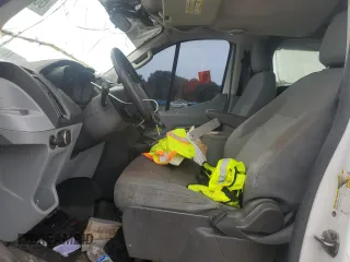 2017 Ford Transit с VIN 1FTYR1YM0HKA87159, выставлен на аукционе Copart как лот 60666785 с пробегом 226 284 миль миль и Списание • Salvage title. История ставок и продаж доступна на DreamBid. Изображение 7.