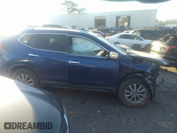2018 Nissan Rogue SV with VIN KNMAT2MV8JP589255, listed as a IAAI auction lot 41270316 with 170,895 mi miles. Bid and sale history available at carsss.com. Image 13.