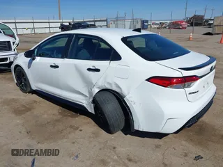 2021 Toyota Corolla SE with VIN 5YFS4MCE4MP075548, listed as a IAAI auction lot 41648015 with 28,840 mi miles. Bid and sale history available at carsss.com. Image 3.